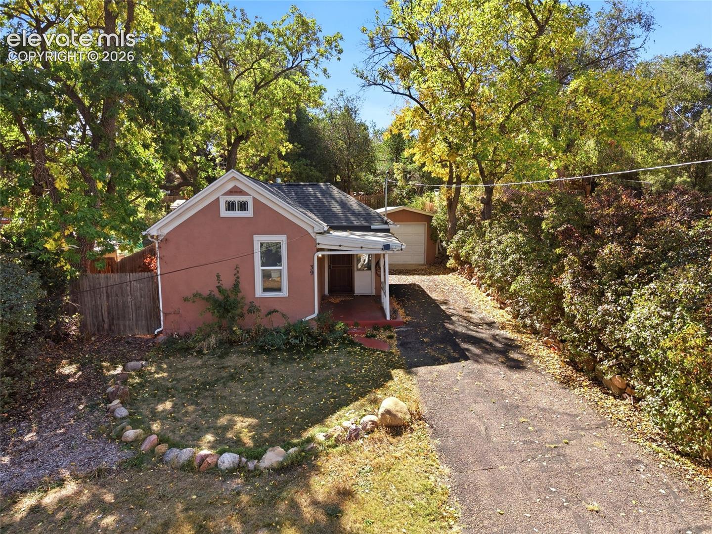39 W Brookside Street