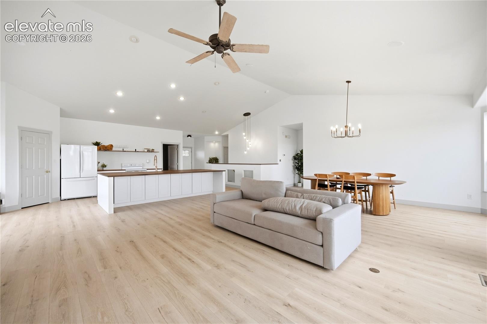 12490 Lonesome Pine Trail