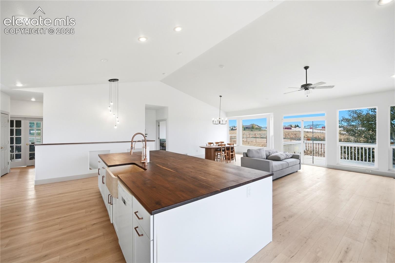 12490 Lonesome Pine Trail