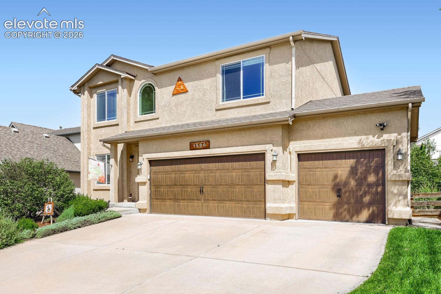 1586 Lily Lake Drive