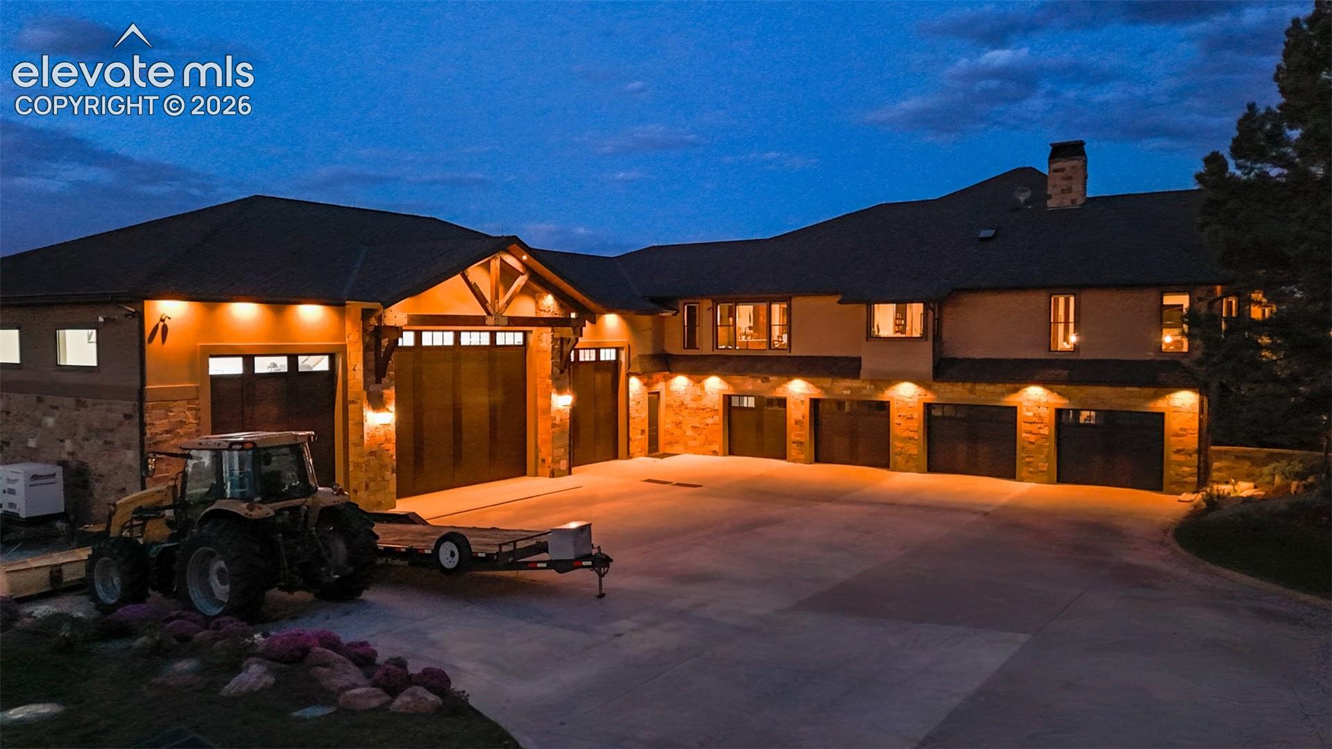 5090 Horseshoe Trail