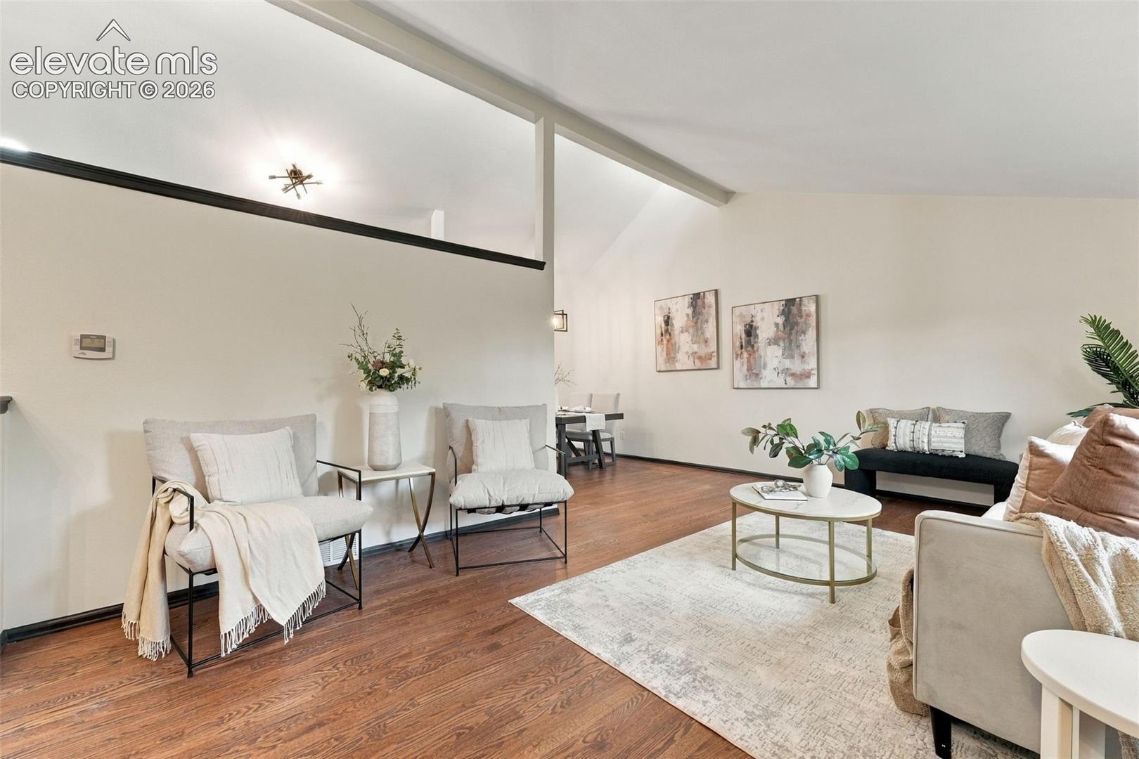 425 Roxbury Circle