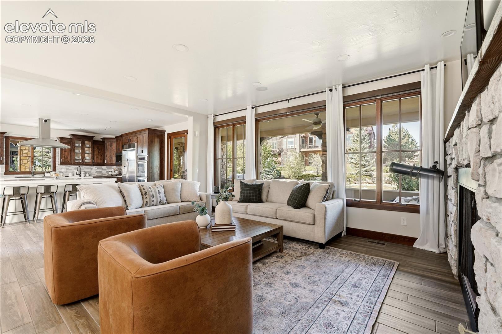 2312 Red Edge Heights