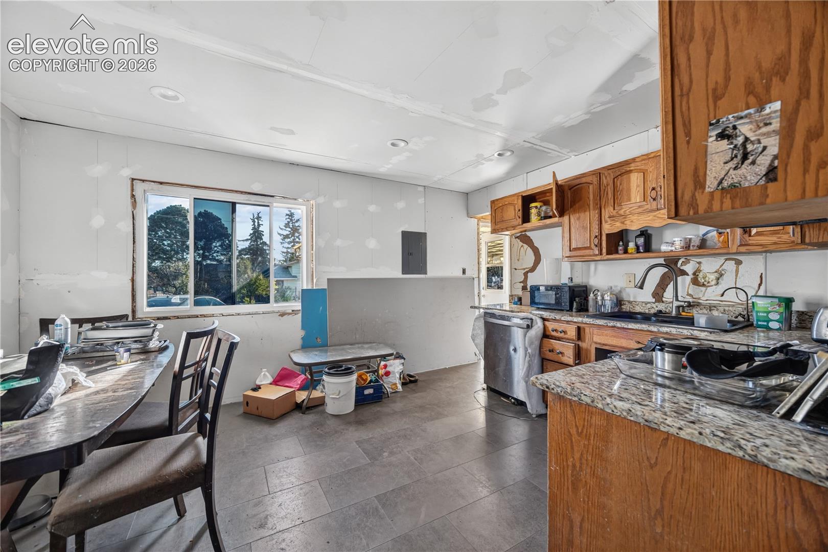 803 Sequoia Drive