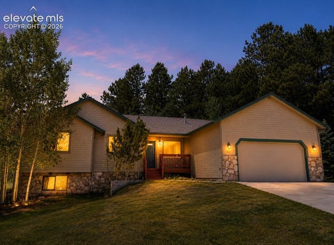 Photo of 821 Red Eagle Court, Woodland Park, CO 80863 (MLS # 3949281)