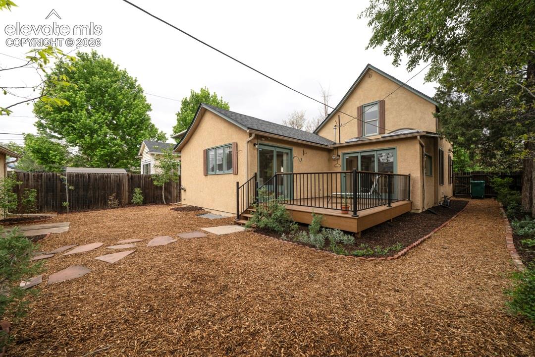 1121 E Willamette Avenue