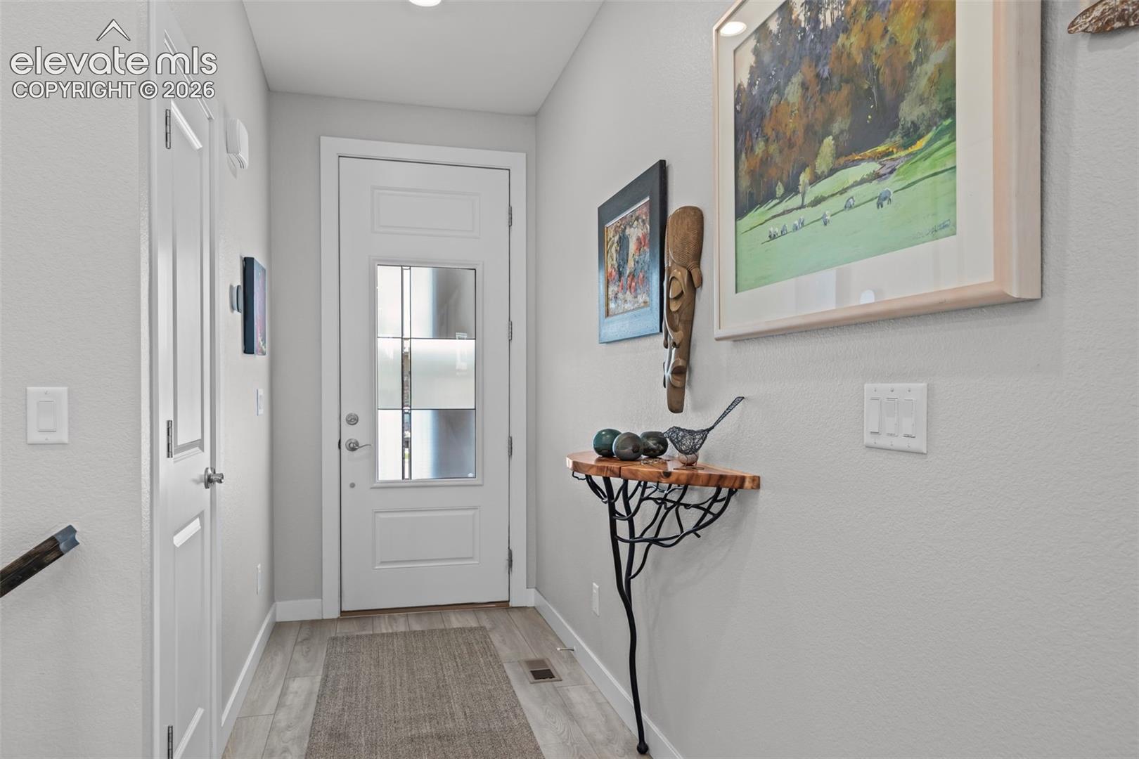 1915 Canyonpoint Lane