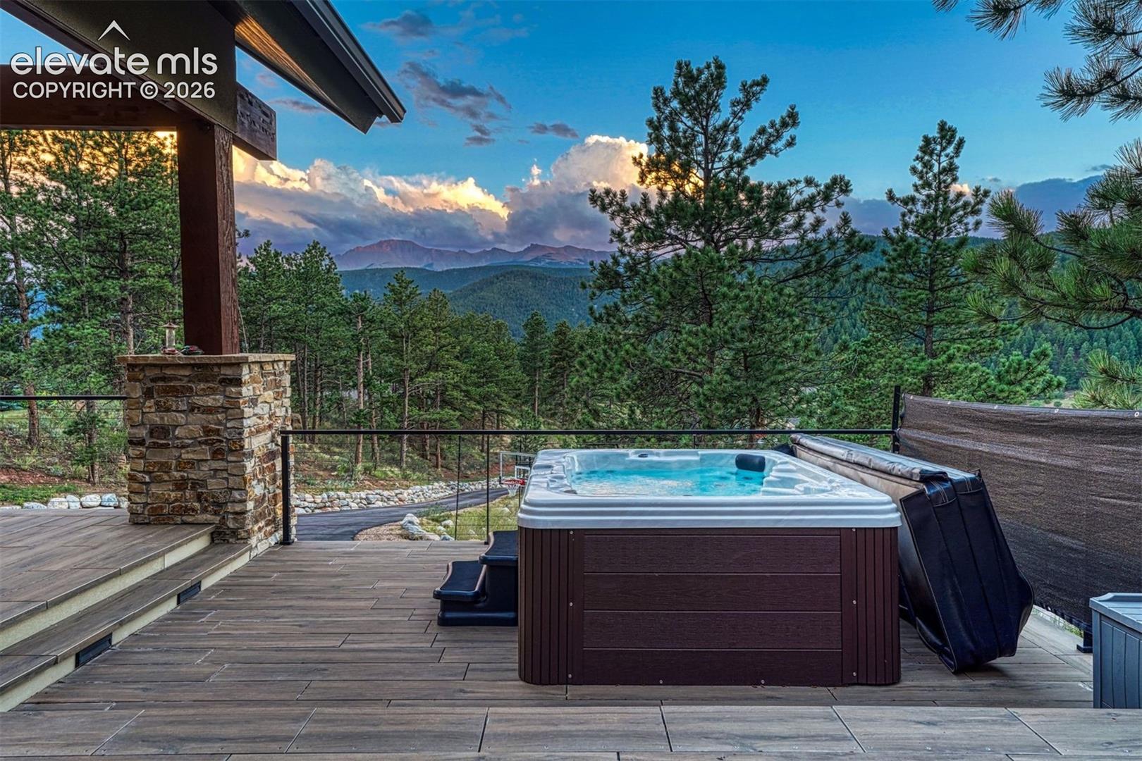 2751 Mountain Glen Court