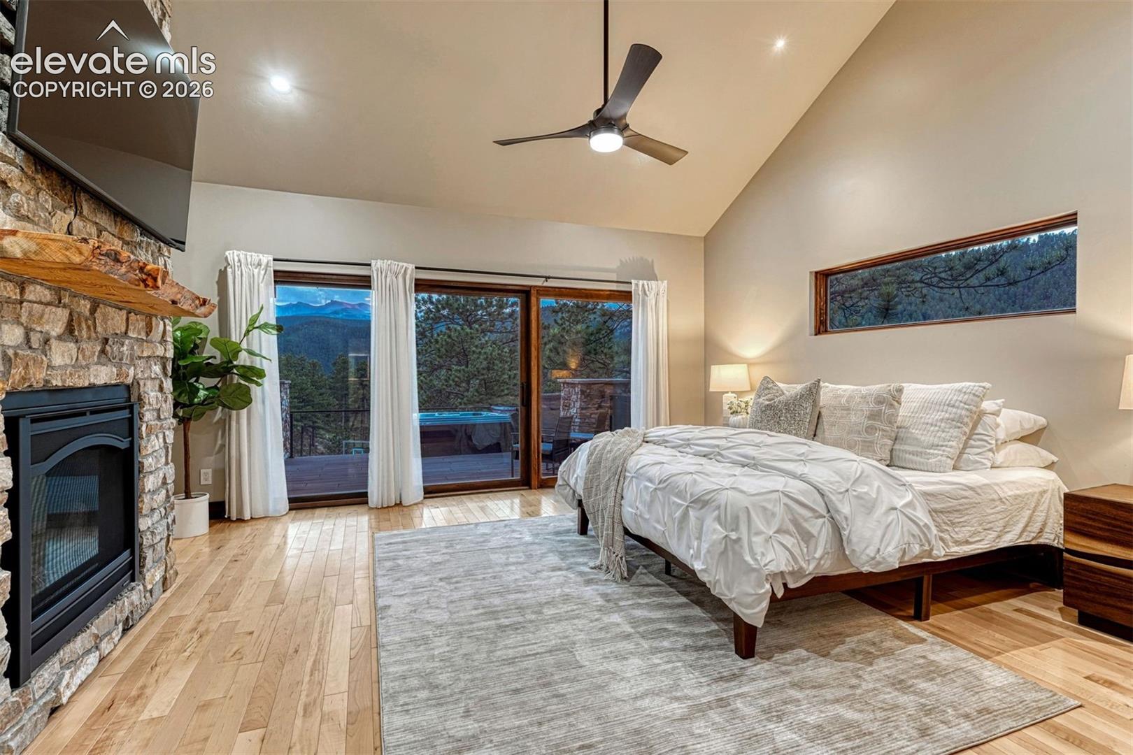 2751 Mountain Glen Court