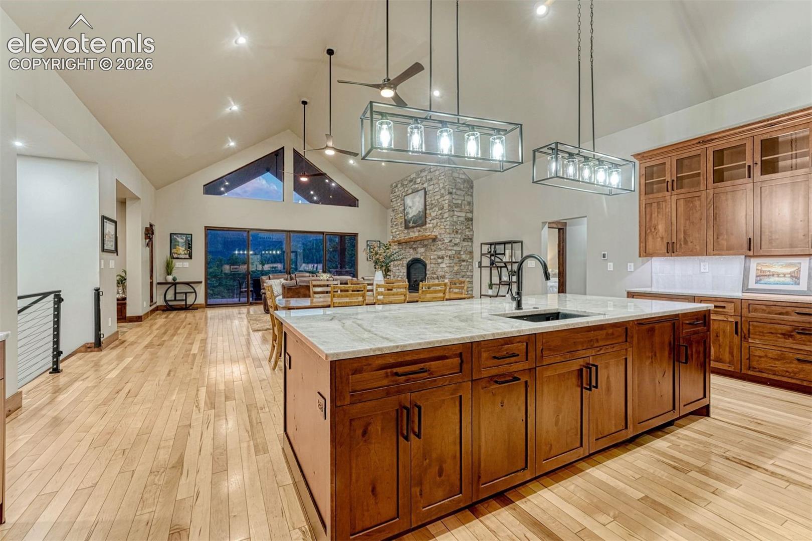 2751 Mountain Glen Court