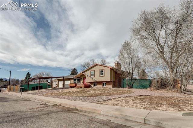 7010 Stowe Circle