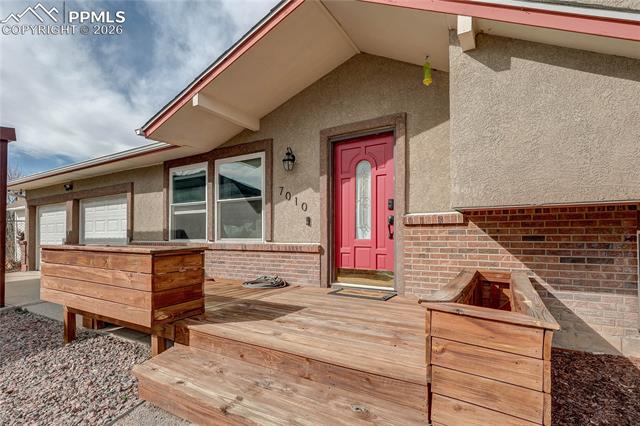 7010 Stowe Circle