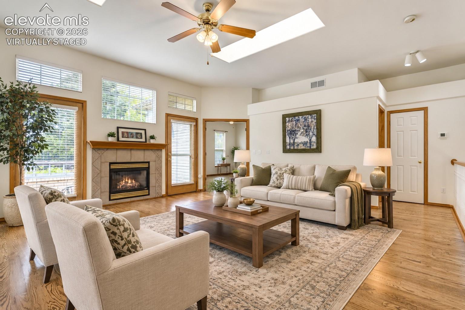 5832 Tradewind Point