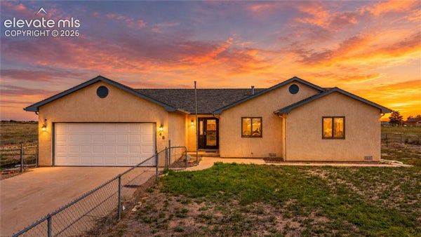 648 S LAS VERDES DR, PUEBLO, CO 81007 - Image 8a85dfe2e1796661c8c94c9d9c8c816a/2361620514