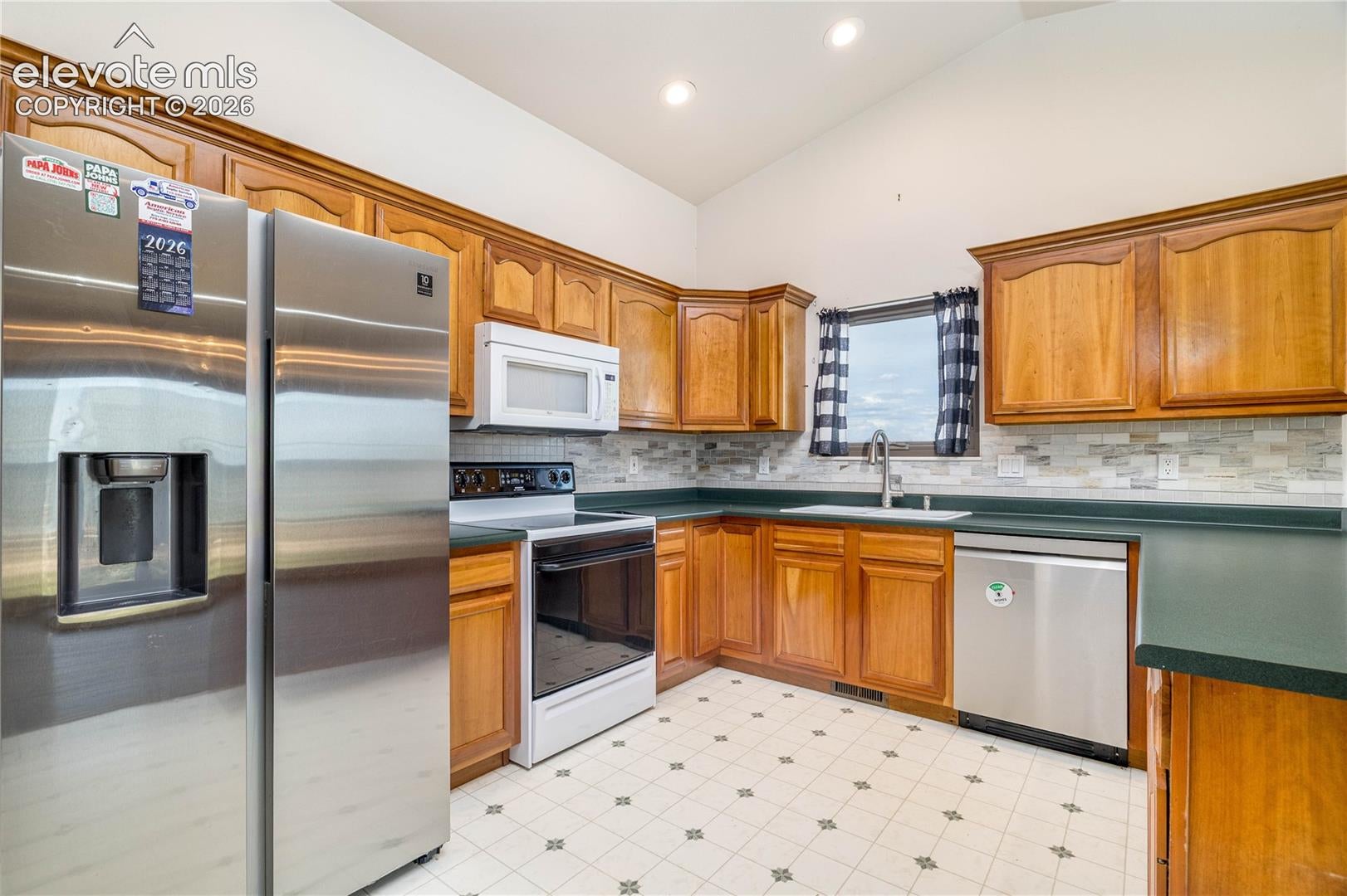648 S Las Verdes Drive