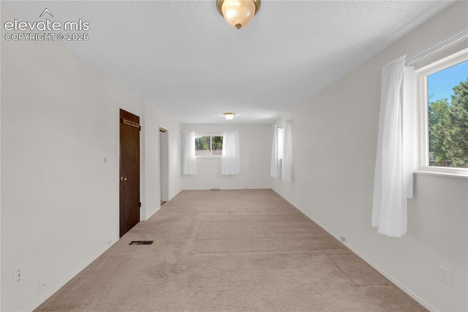 3082 W Whileaway Circle