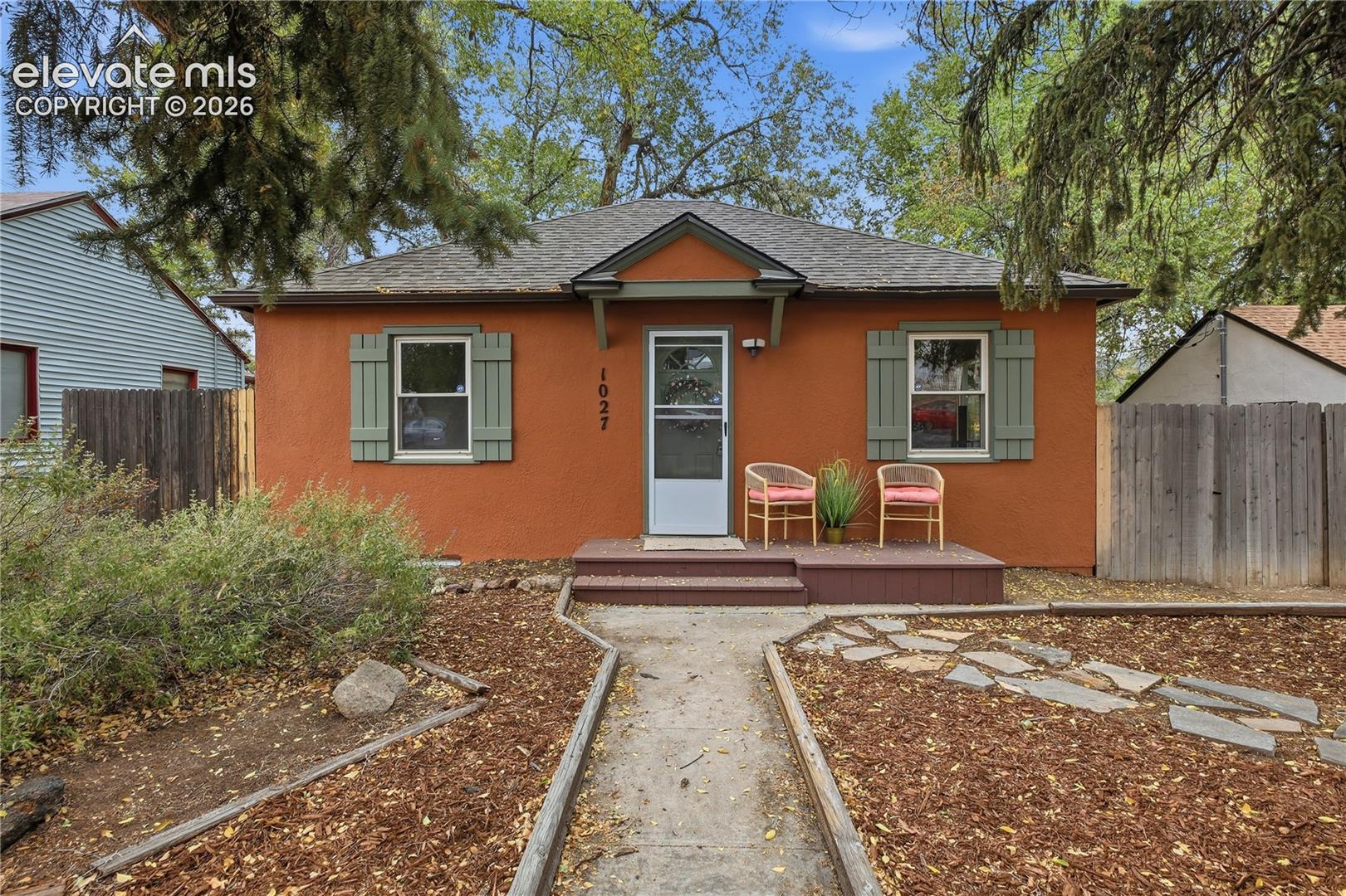1027 E Rio Grande Street