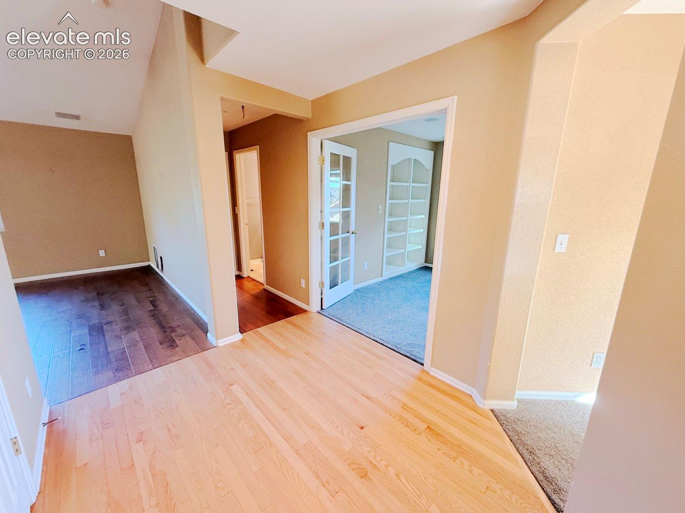4433 Crow Creek Drive