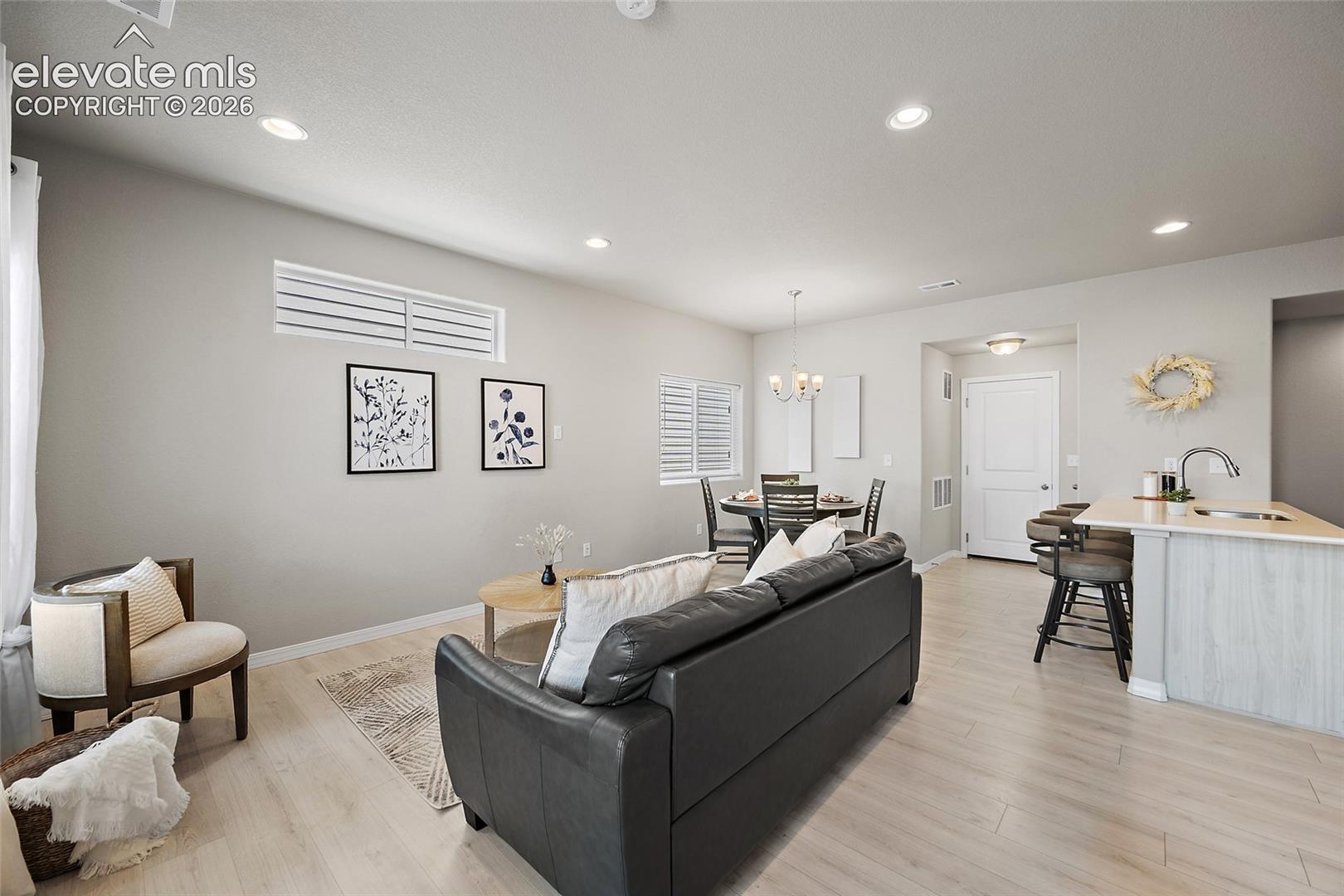 6157 Inman View
