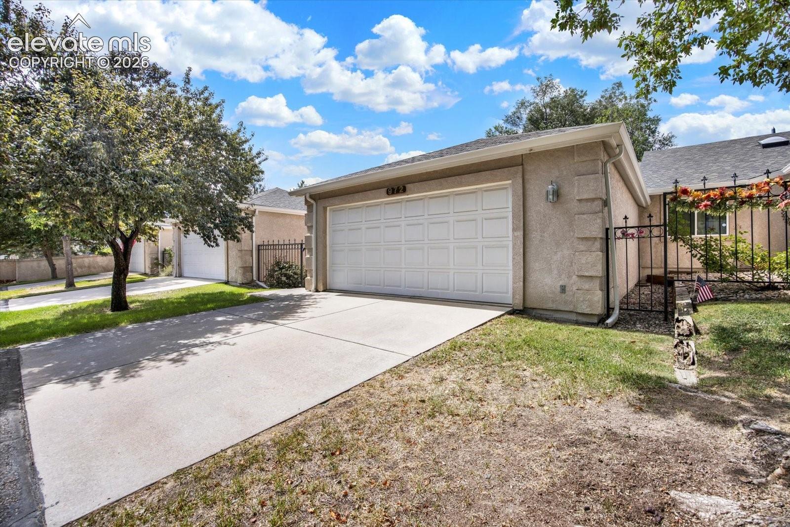 972 Tabor Place