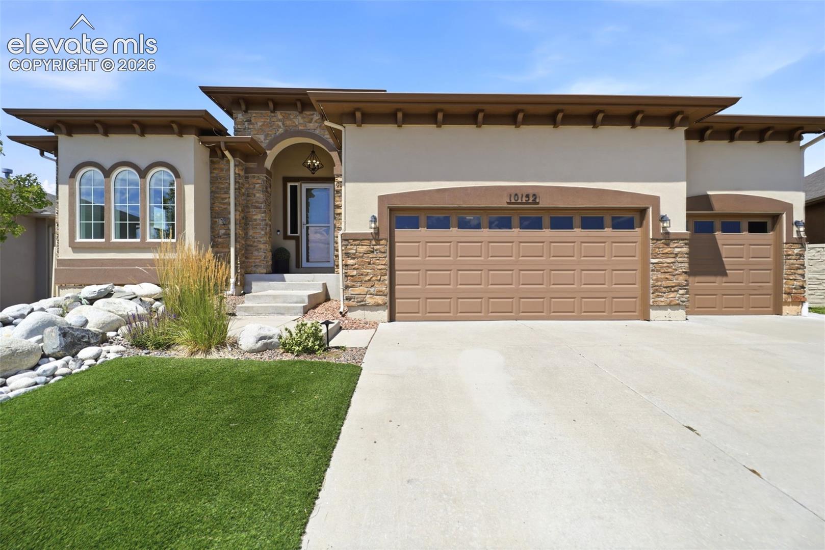 10152 Boulder Creek Way
