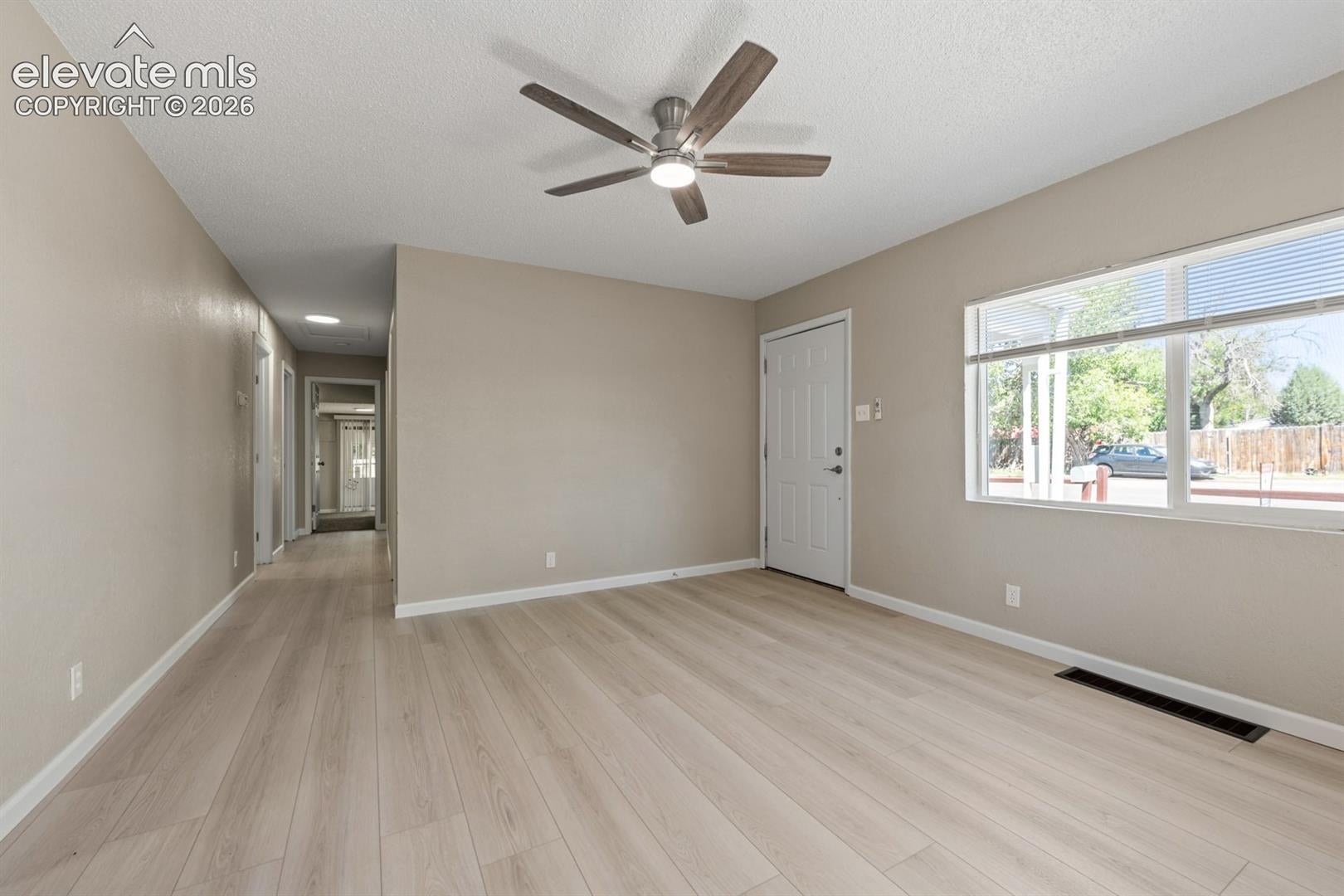 2102 W 29th Street