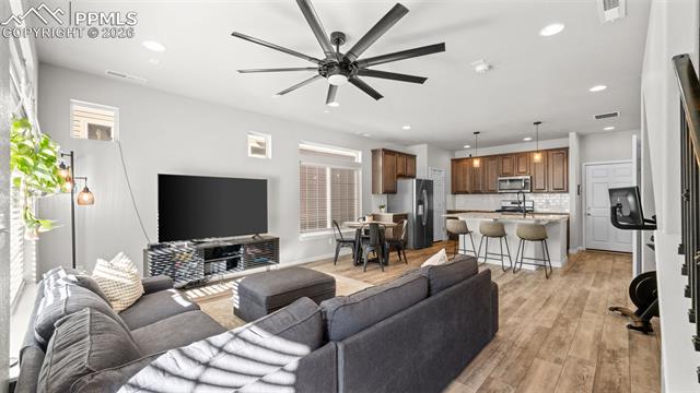 9443 Cashel Trail