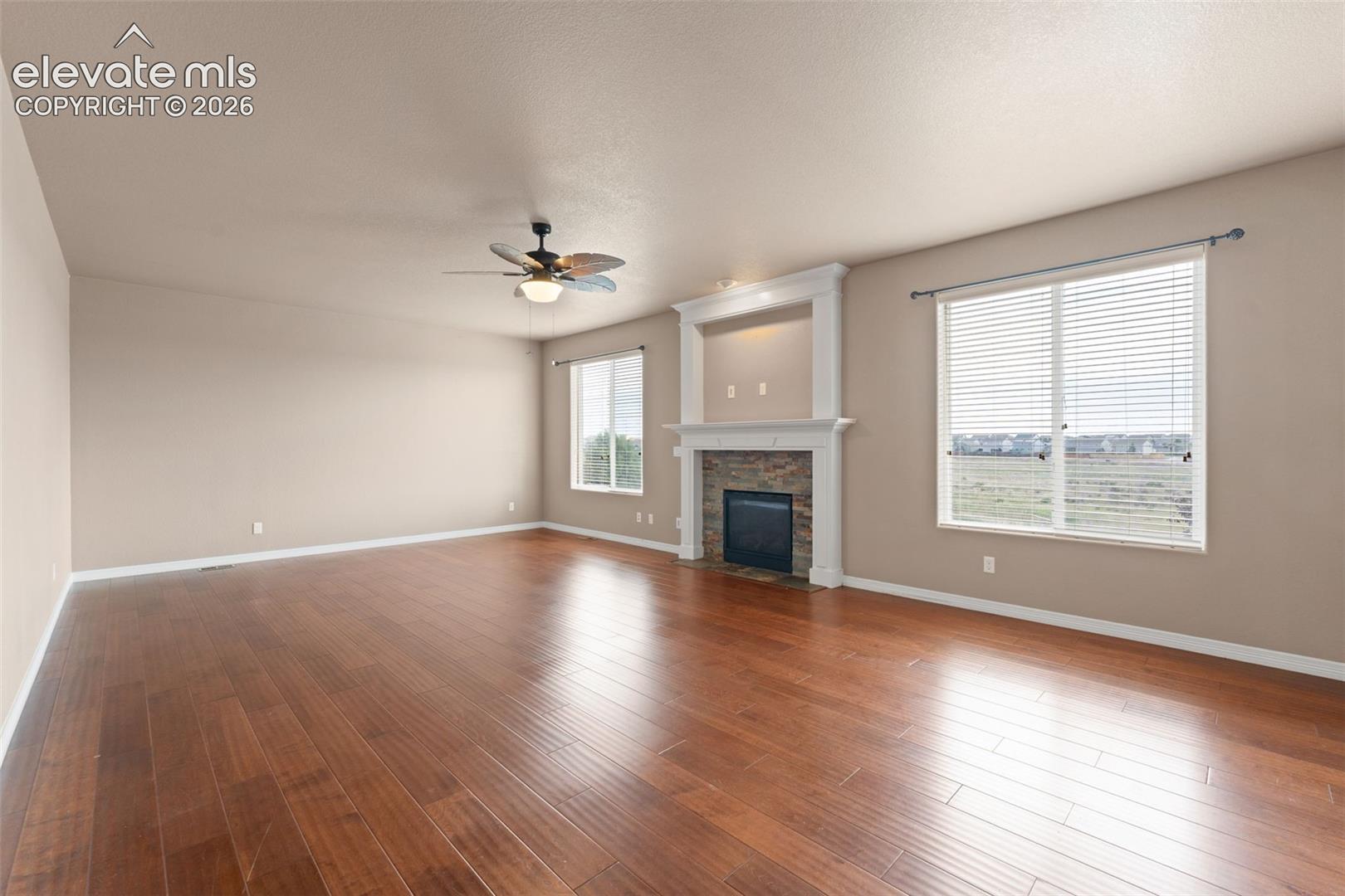 7926 Dutch Loop