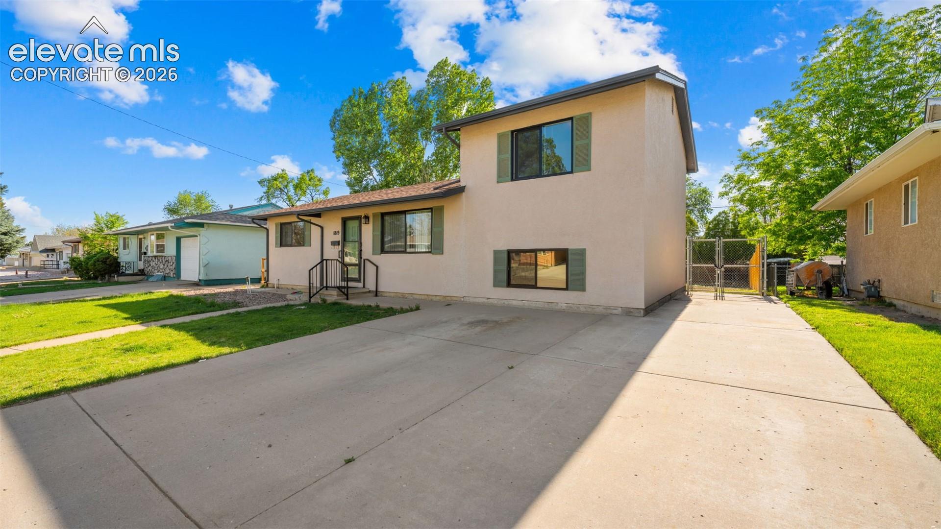 1819 Yakima Lane