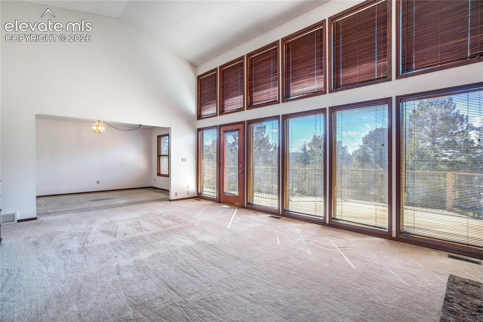 865 Lake Woodmoor Drive