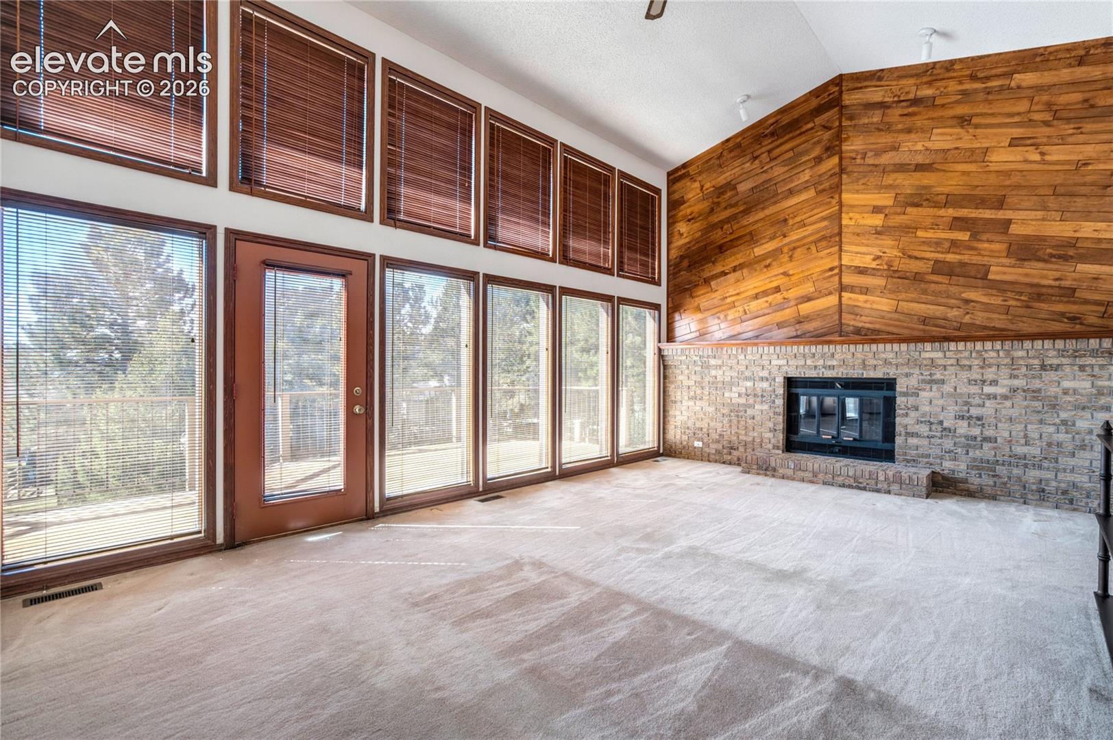 865 Lake Woodmoor Drive