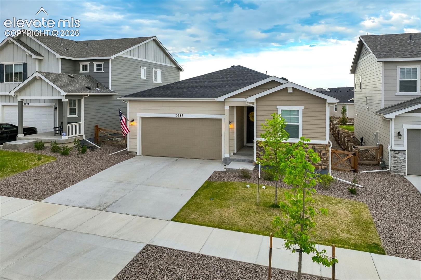5689 Mammoth Lane