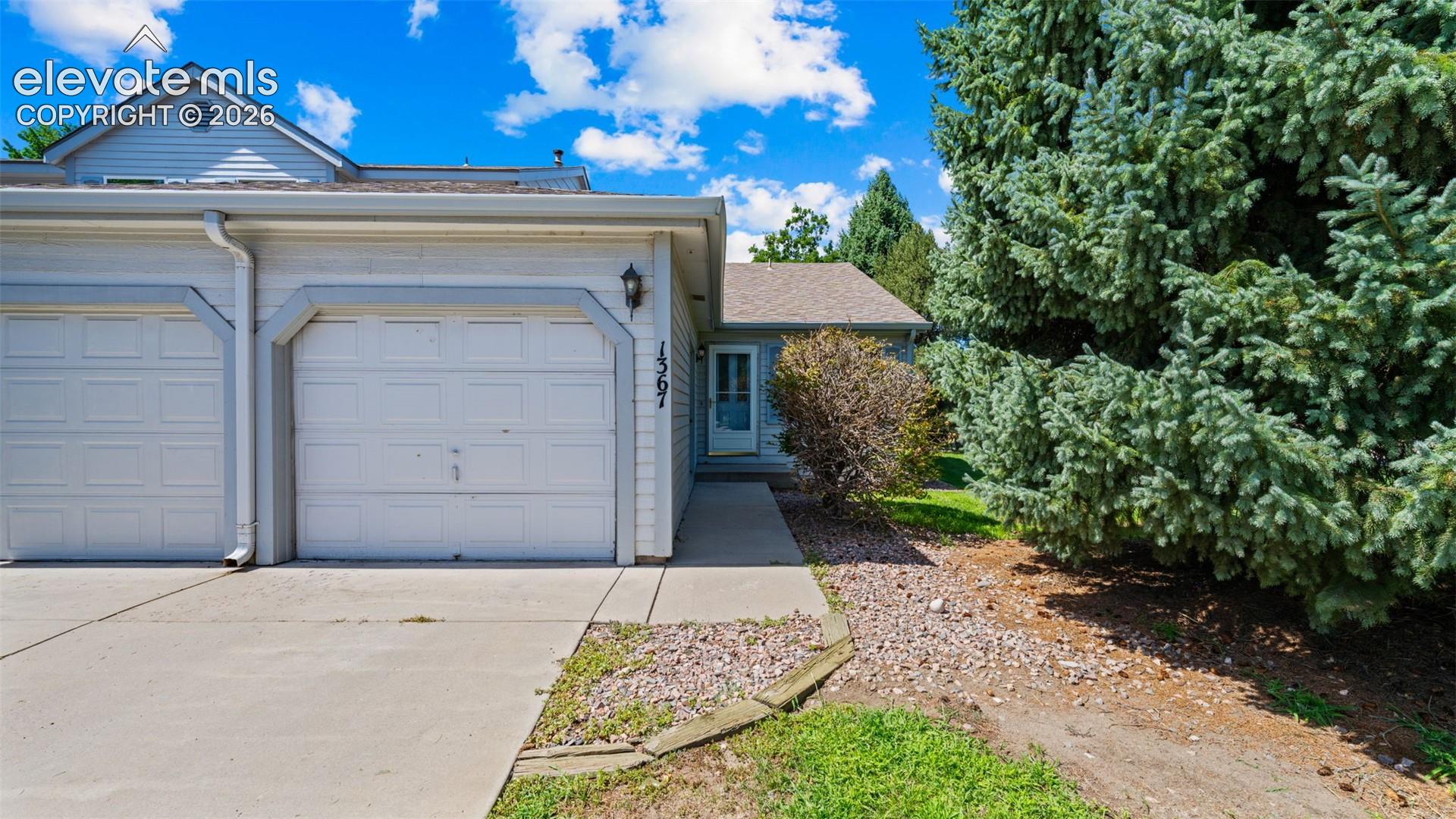 1367 Firefly Circle