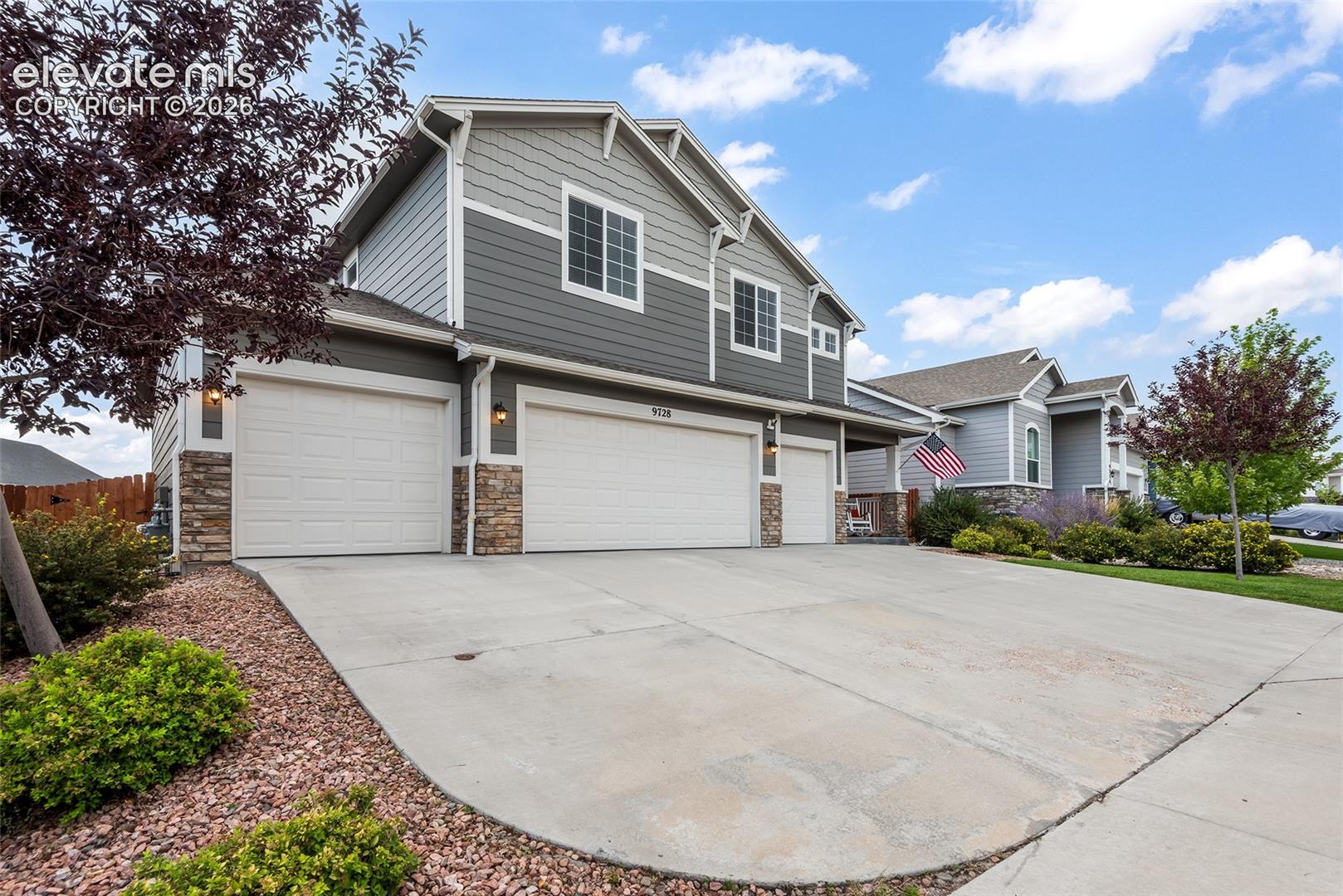 9728 Arbor Walk Lane