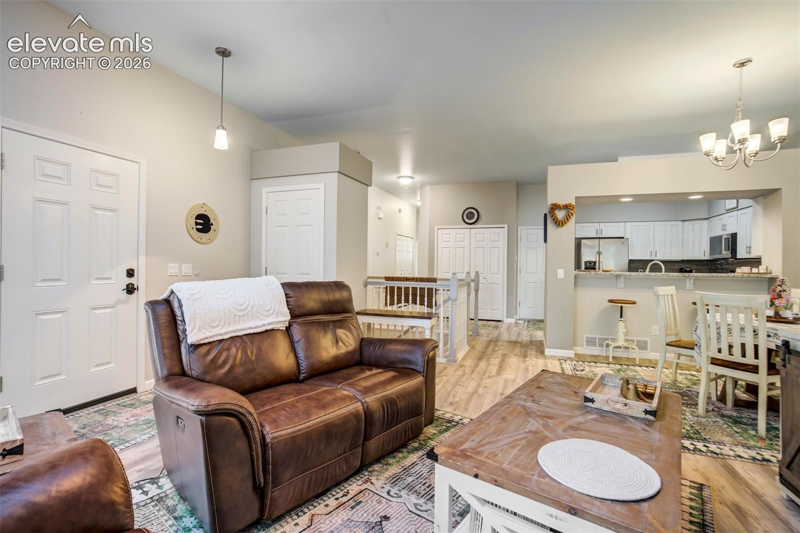6868 Los Reyes Circle