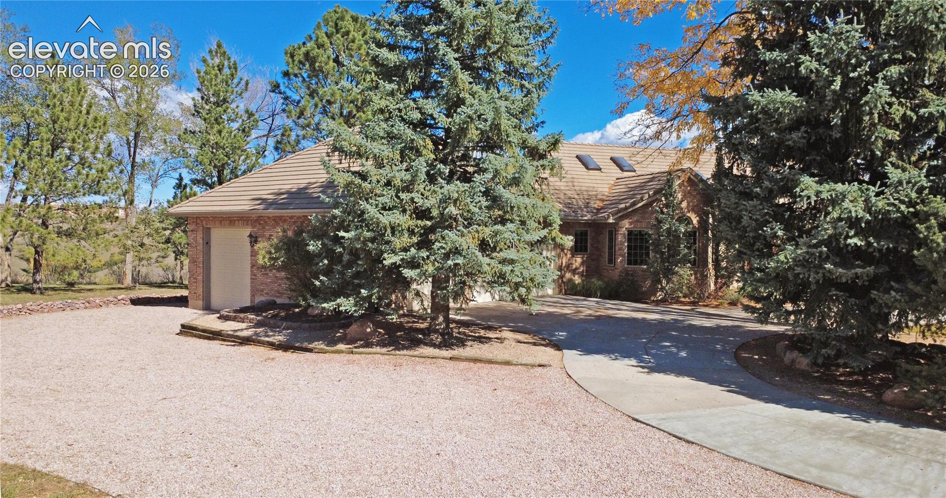 1170 Broadview Place