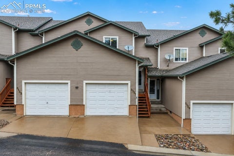 Photo of 3131 Hearthridge Circle, Colorado Springs, CO 80918 (MLS # 2585634)