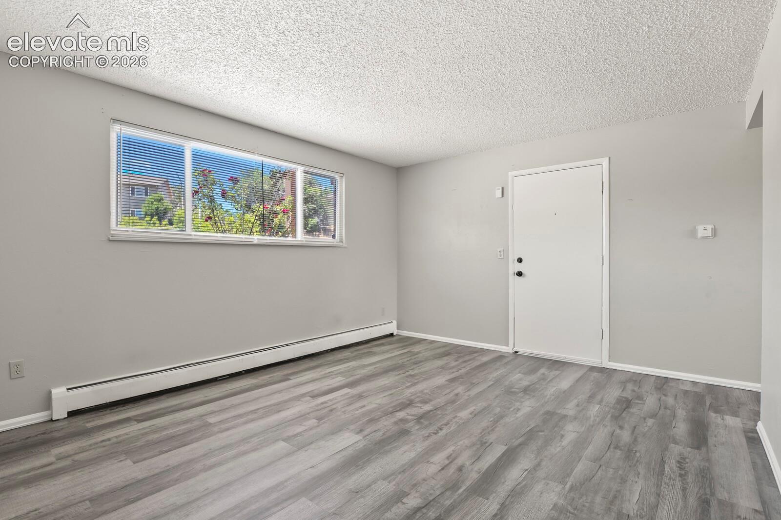 1165 Chiricahua Loop