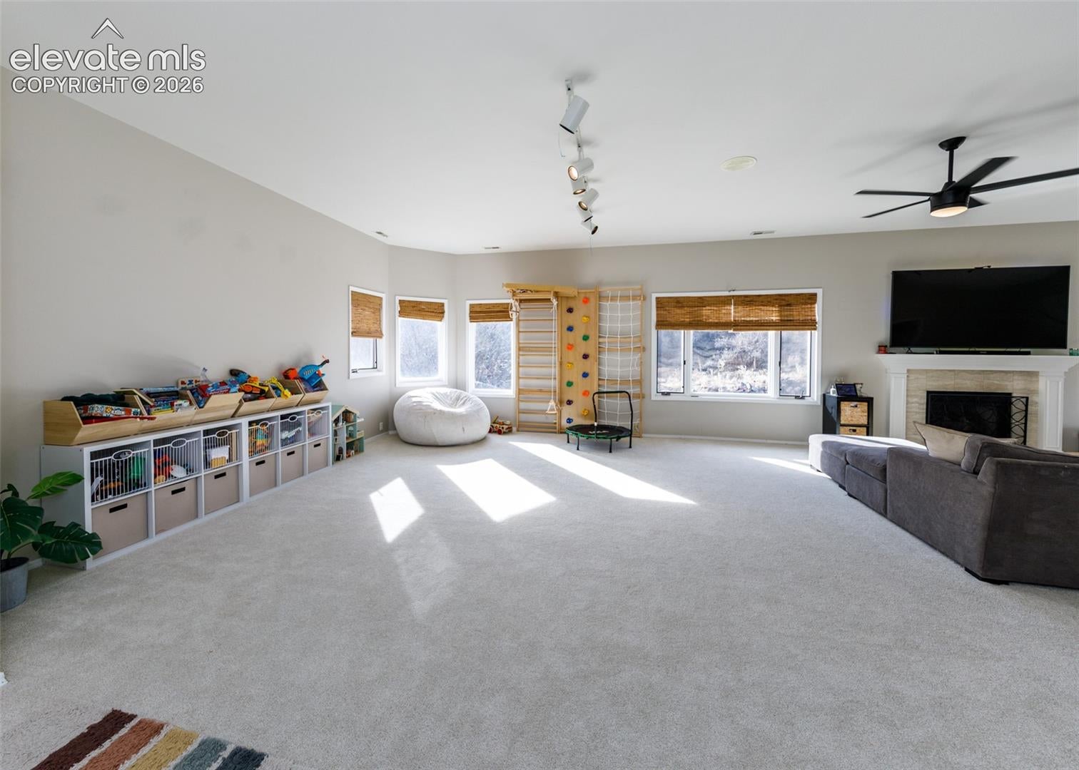 5540 Parapet Ct, Colorado Springs, CO, 80918, USA, 6 Bedrooms Bedrooms, ,6 BathroomsBathrooms,Residential,Active,5540 Parapet Ct,8477977