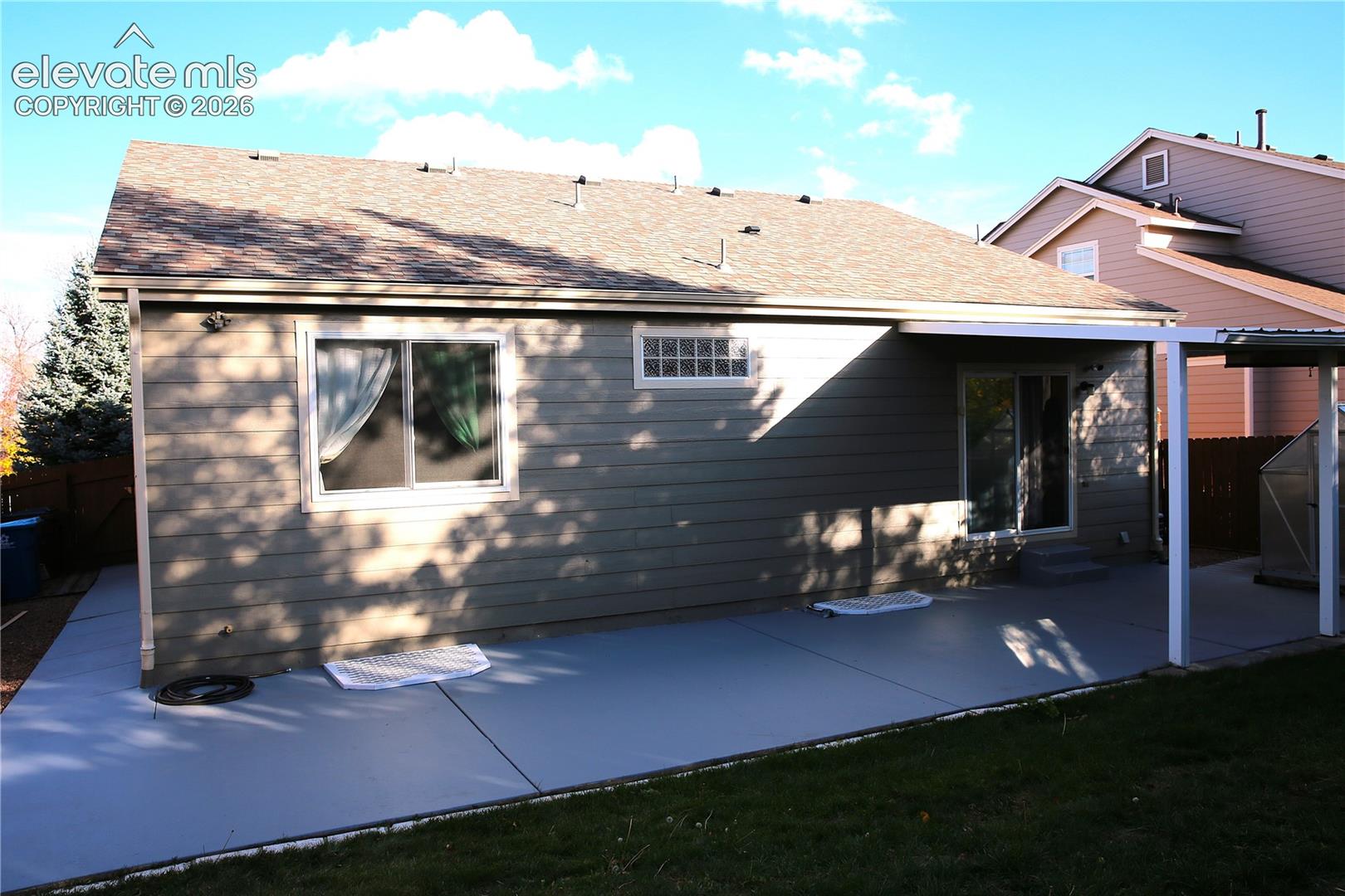 5596 Rose Ridge Lane