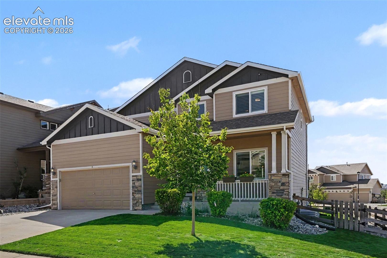 803 Deschutes Drive