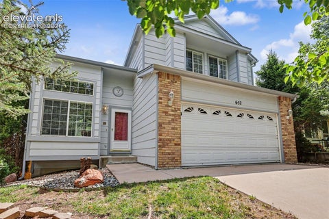 Tiny photo for 652 Welsh Circle, Colorado Springs, CO 80916 (MLS # 6562089)