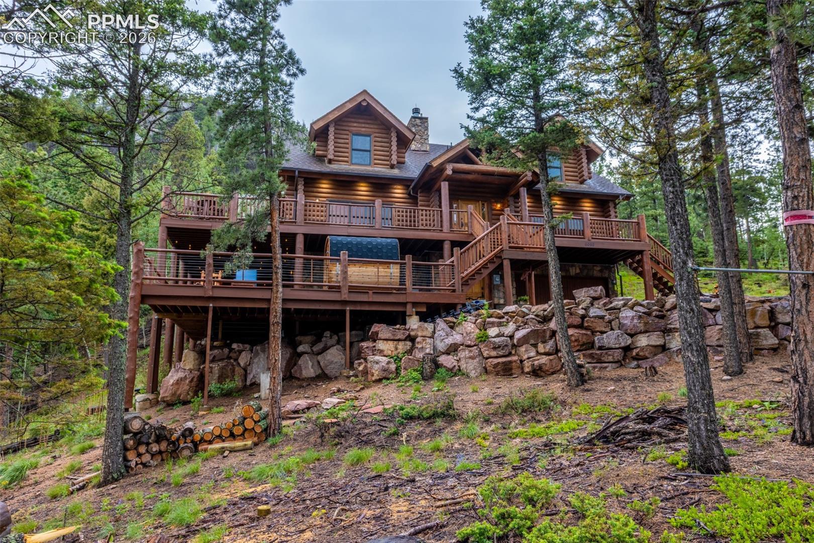 6060 Big Horn Road
