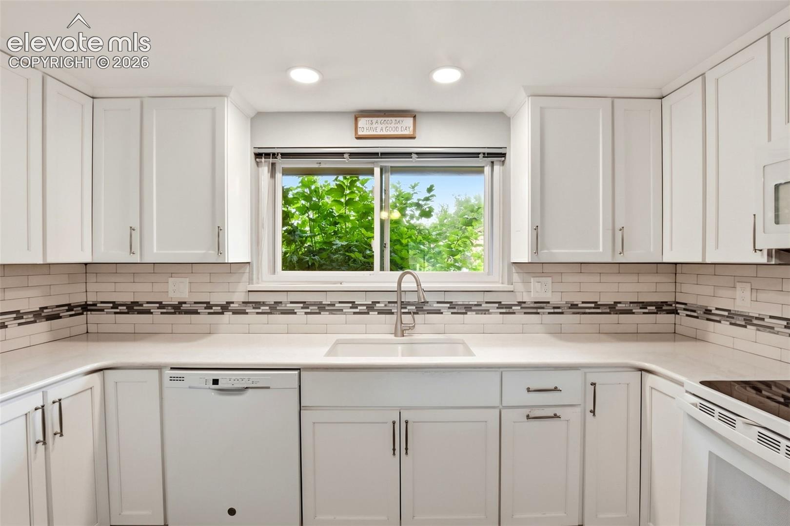 1442 Bellaire Drive