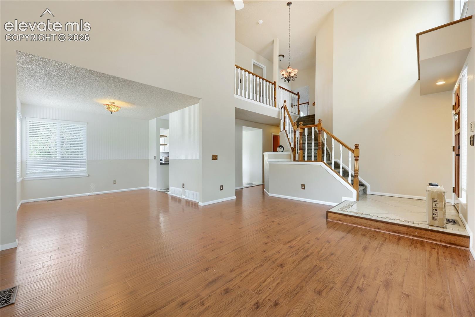 4560 Winthrop Way