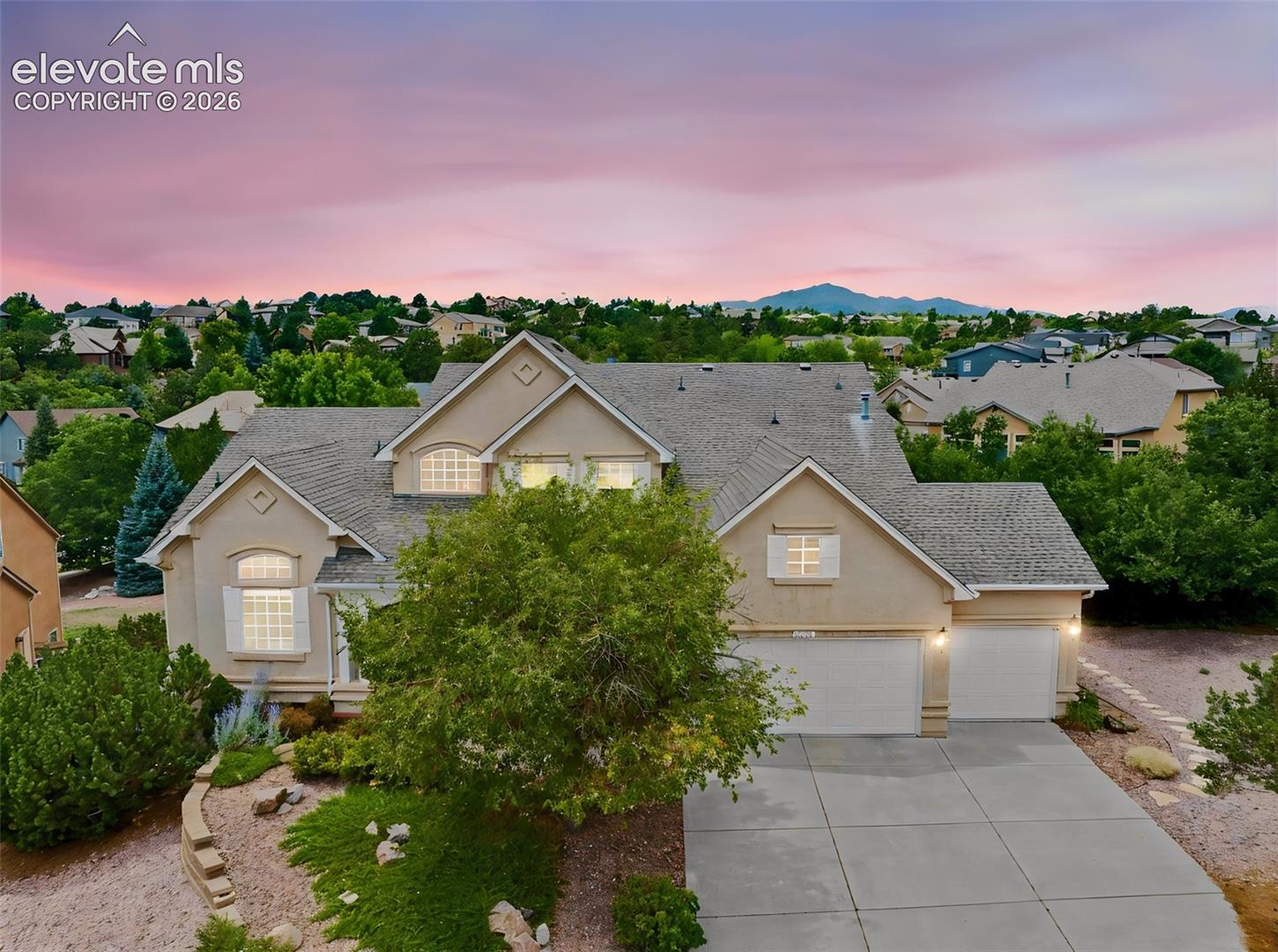 2251 Mankato Court