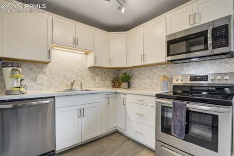 Tiny photo for 1081 Maxwell Street, Colorado Springs, CO 80906 (MLS # 5359133)