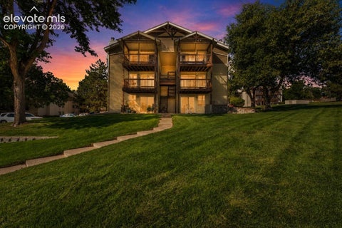 Photo of 17351 E Mansfield Avenue #432L, Aurora, CO 80013 (MLS # 8146721)