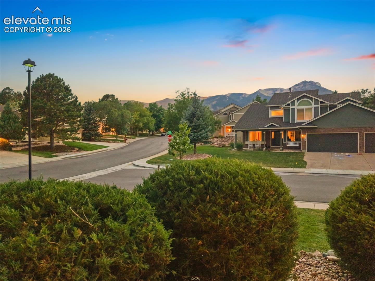 2485 Shiprock Way