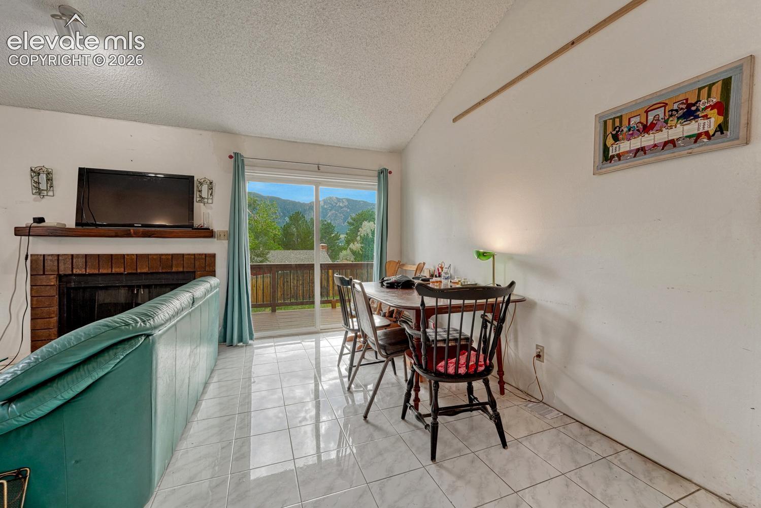 3660 Suncrest Court